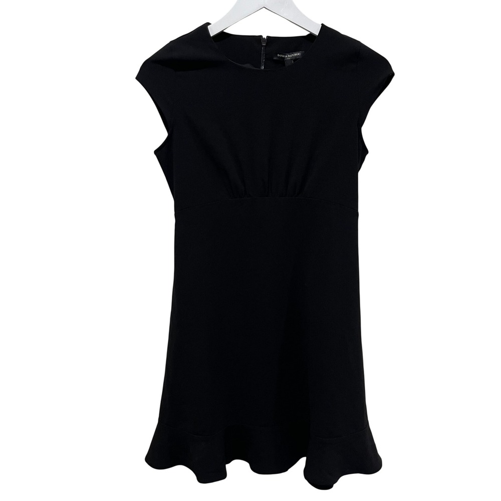 New Banana Republic Dress Women 2 Black Cap Sleeve Fit Flare Ruffle Hem Classic
